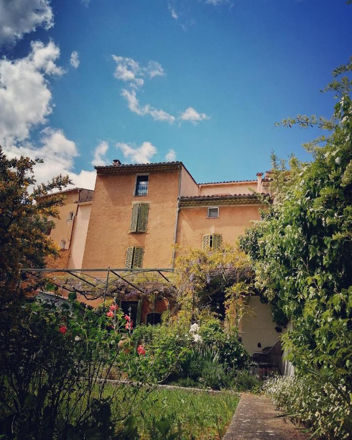 La Maison Hilarion Correns Buitenkant foto